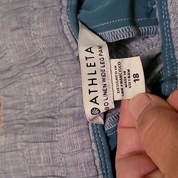 Athleta Cabo Wide Leg Linen Pants in Light Blue - 18 - Picture 3 of 9